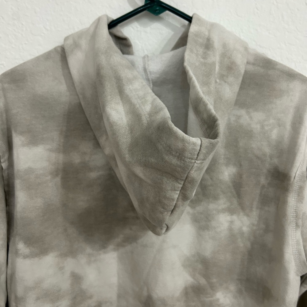 💰PRICE ⬇️
PEANUTS • Grey Tie Dye Hoodie SweatShirt • Size S • - Picture 7 of 11
